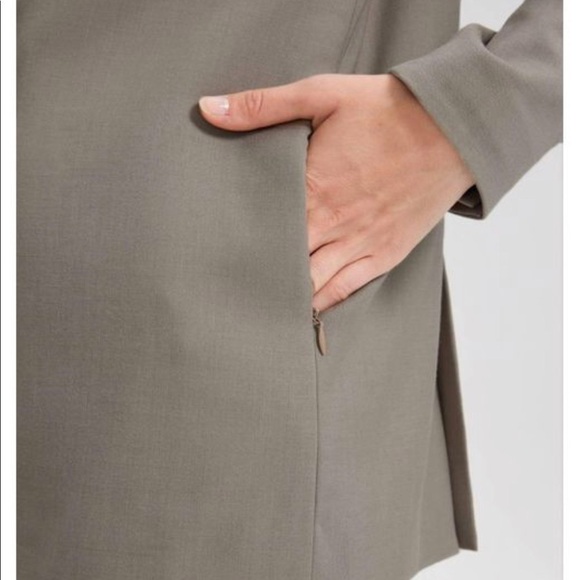 Wool-blend White Contrast Closure Blazer - Picture 4 of 16